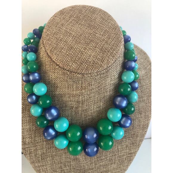 Vintage Blue Green Double Strand  Graduated Plastic Necklace - Picture 2 of 4
